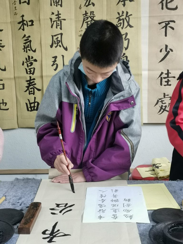 14 (11)