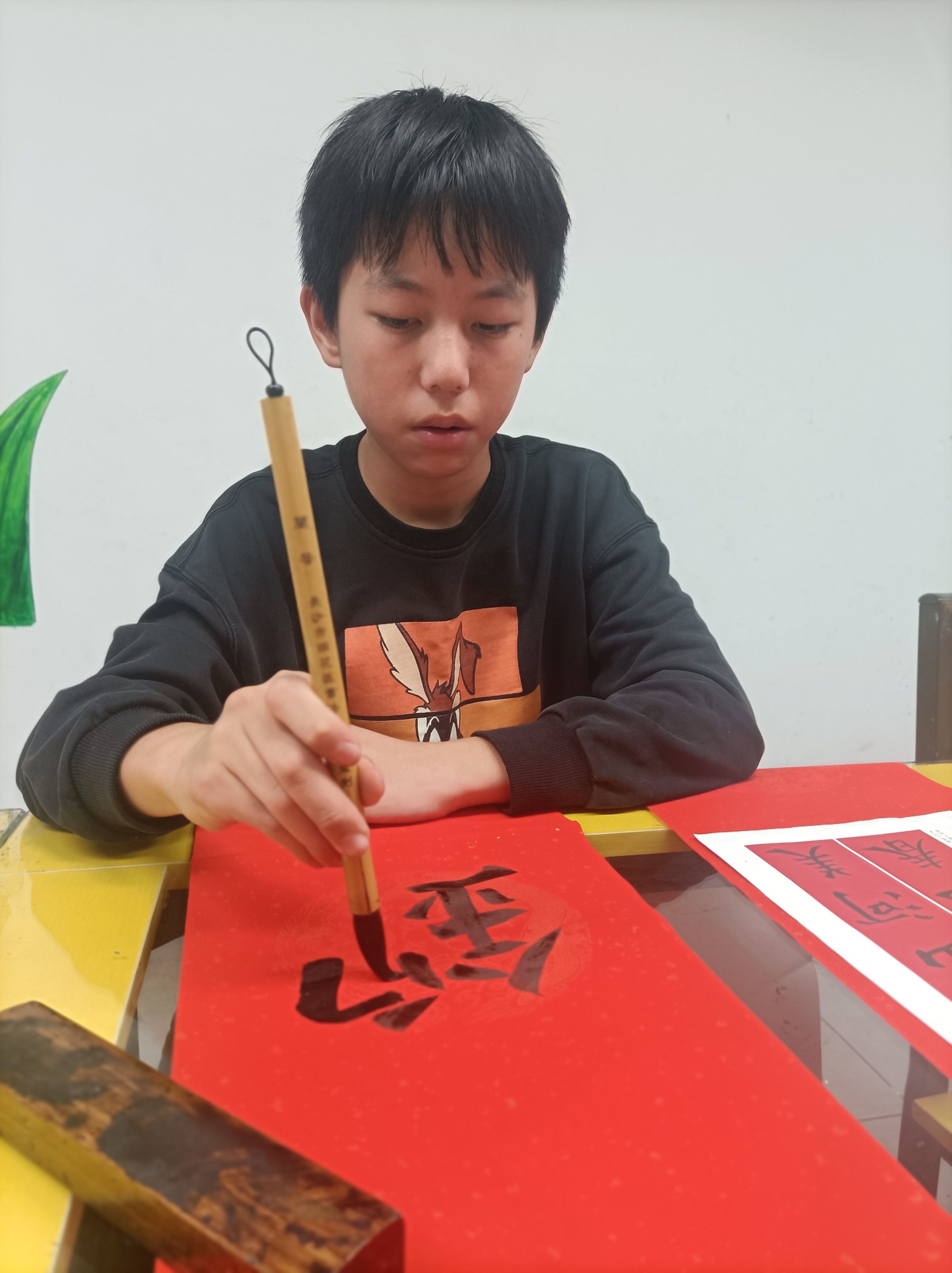 谭钧文